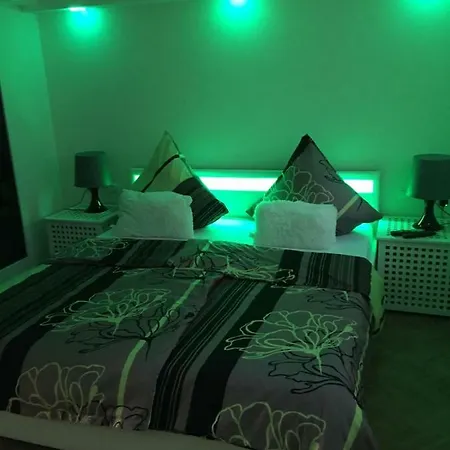 Schick Hamburg Апартаменты Гестхахт