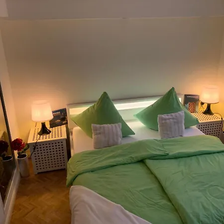 Schick Hamburg Апартаменты Гестхахт